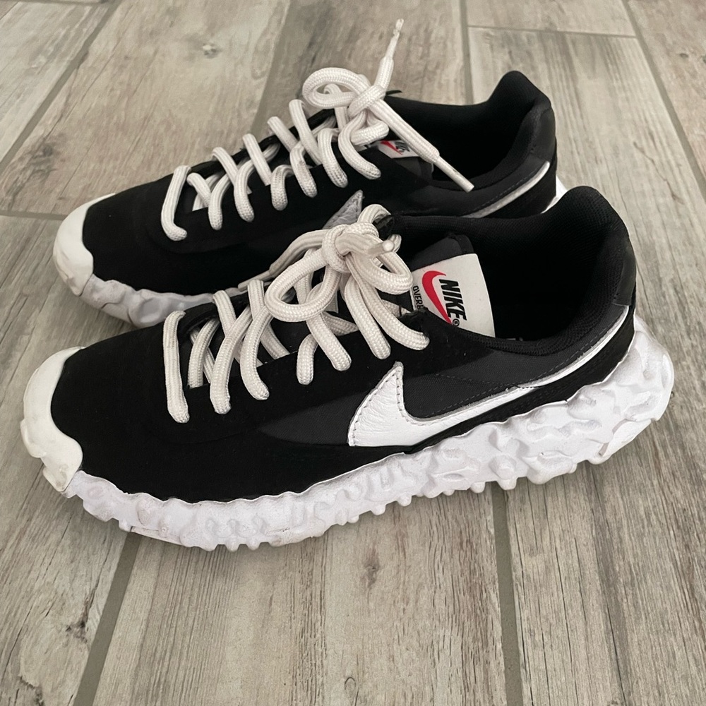 Nike over break sneakers